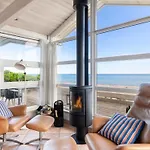Сasa de vacaciones Amila - 10m From The Sea By Interhome *